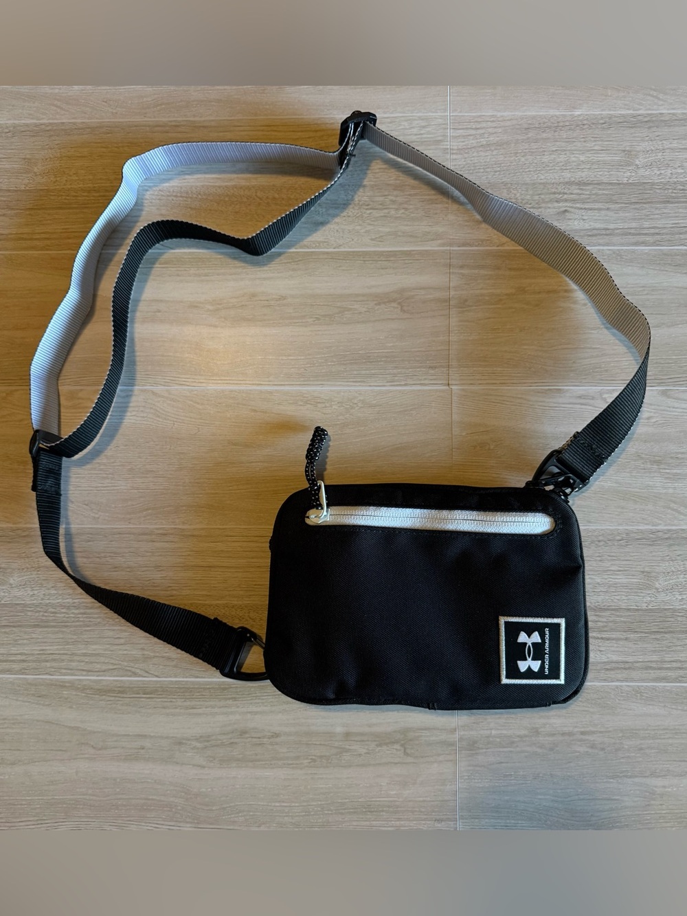 Under Armour Black and White Shoulder Sling Bag